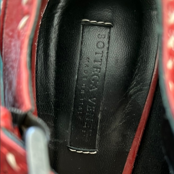 Bottega Veneta Red Mary Jane Heels Size 8 - Picture 12 of 12